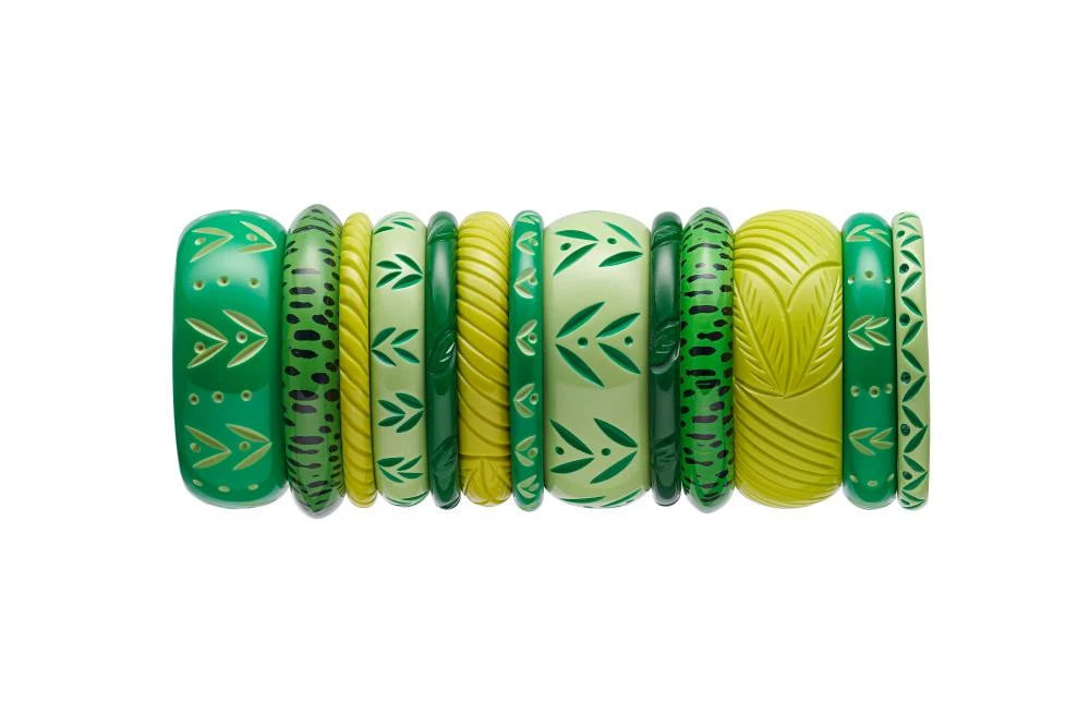 Splendette Midi Spring Carved Bangle 5 Splendette Midi Spring Carved Bangle