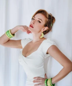 Splendette Carved Drop Earrings - Zest