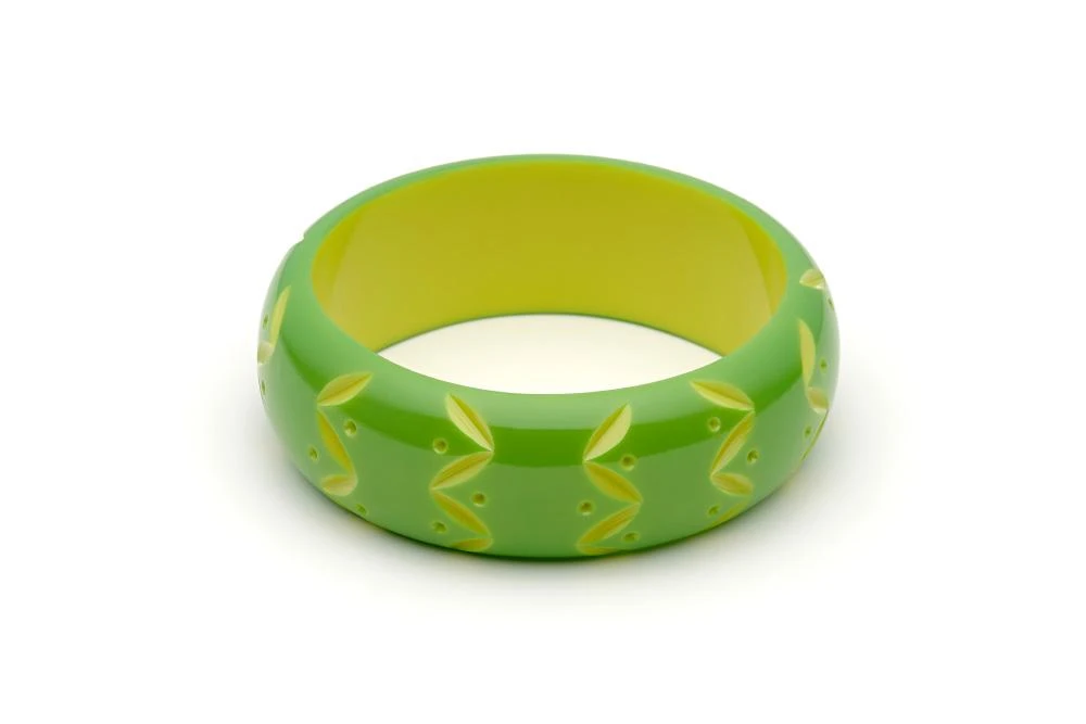 Splendette Wide Carved Bangle Duchess - Lime 3 Splendette Wide Carved Bangle Duchess - Lime