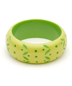 Splendette Wide Carved Bangle - Zest