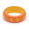 Splendette Wide Carved Bangle Duchess - Freesia