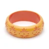Splendette Wide Carved Bangle Duchess - Honeysuckle