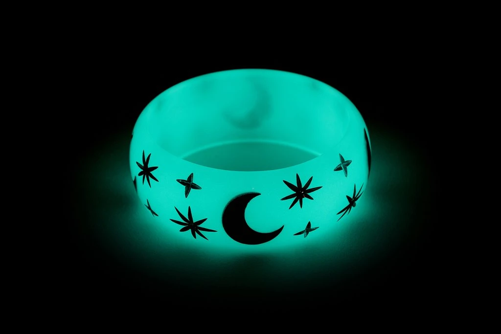 Splendette Spirit Moon Bangle - Wide 4 Splendette Spirit Moon Bangle - Wide